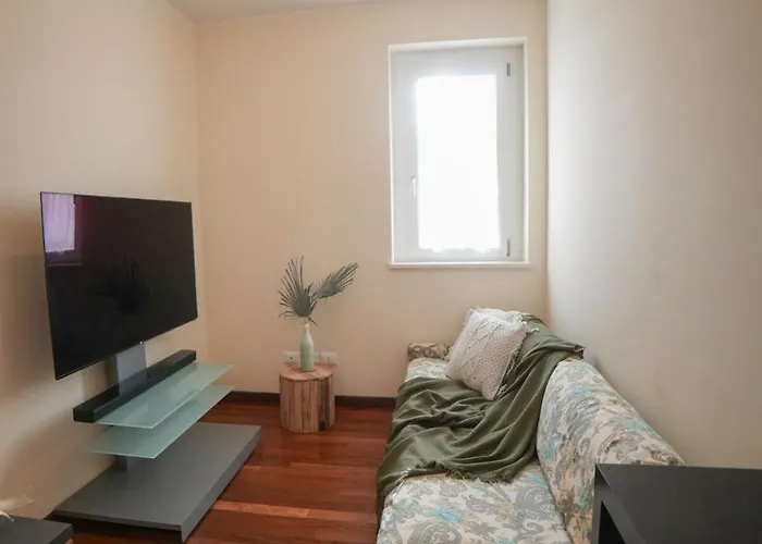 New Flat In Golf Club * Rom